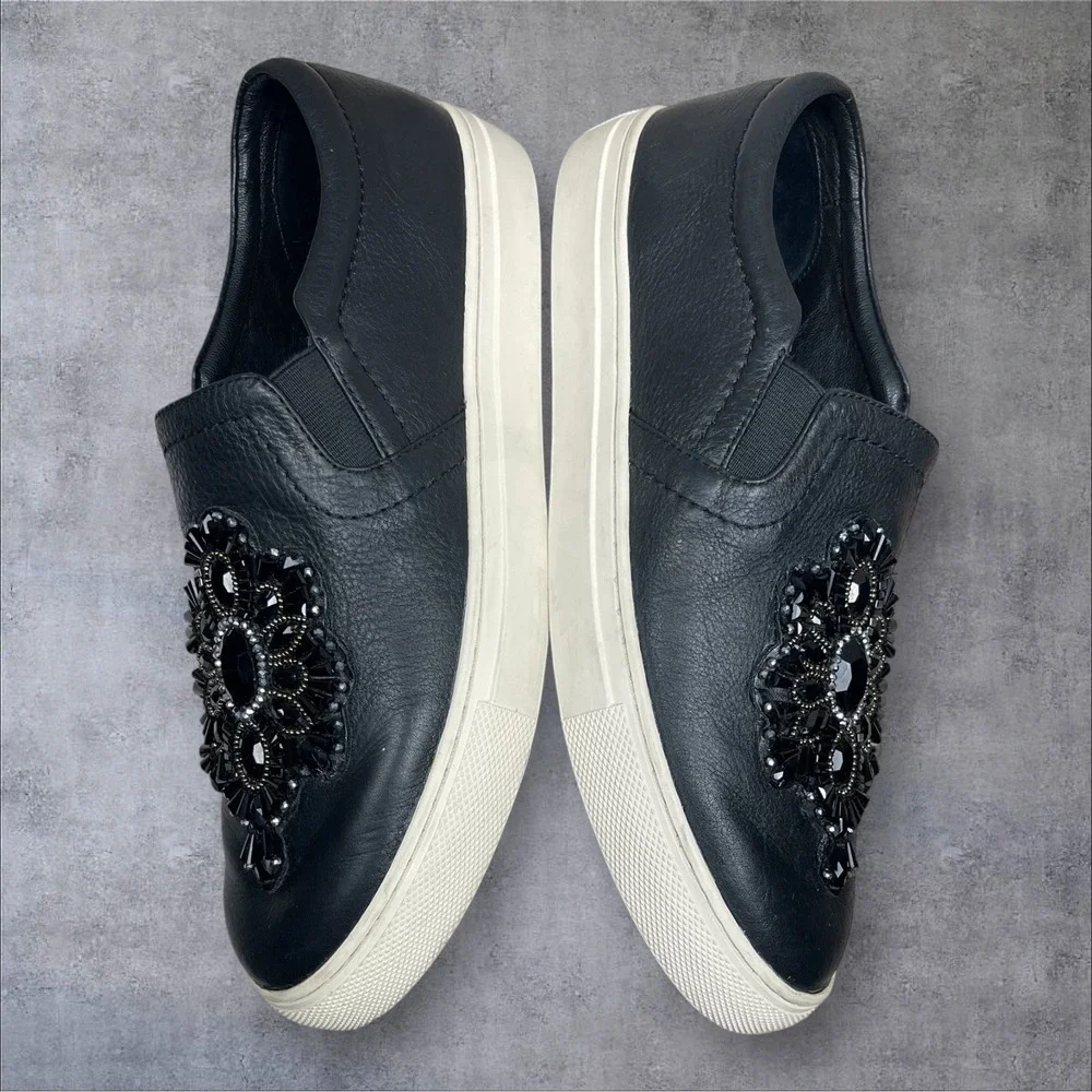 Brighton Spark Black Leather Slip On Sneaker Shoes Beaded Medallion Womens 9